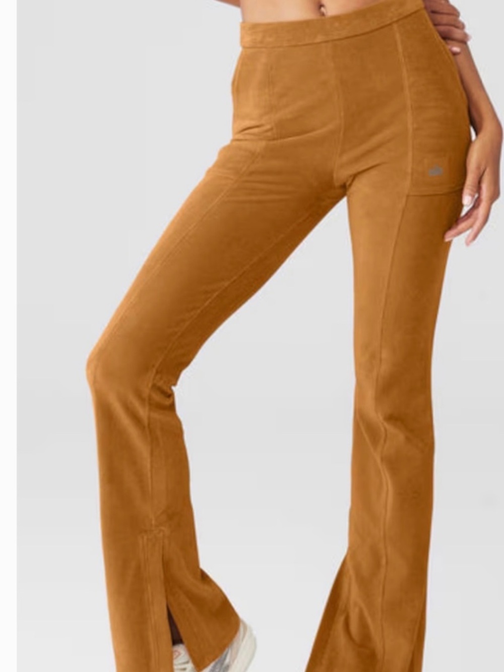 Alo Yoga Women’s Micro Corduroy High Waist Winter Break Flare Pants L